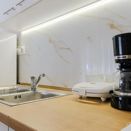 Utopia Apartment, Vesta Philoxenia